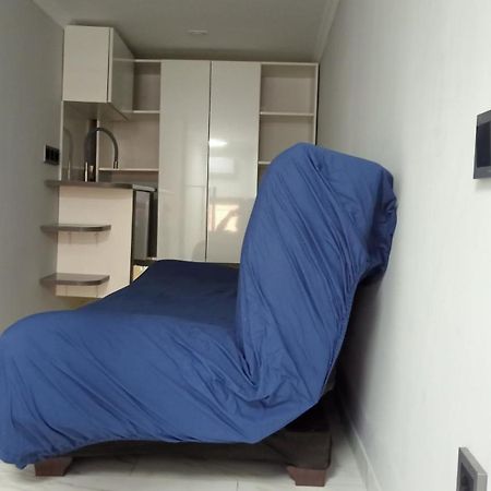 Двухуровневый Практичный Лофт Apartment Алма Ата Екстериор снимка